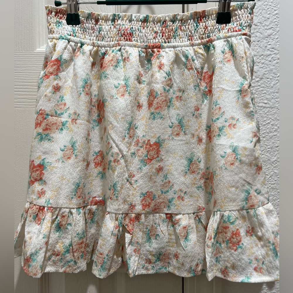 French Kiss 
Mini skirt